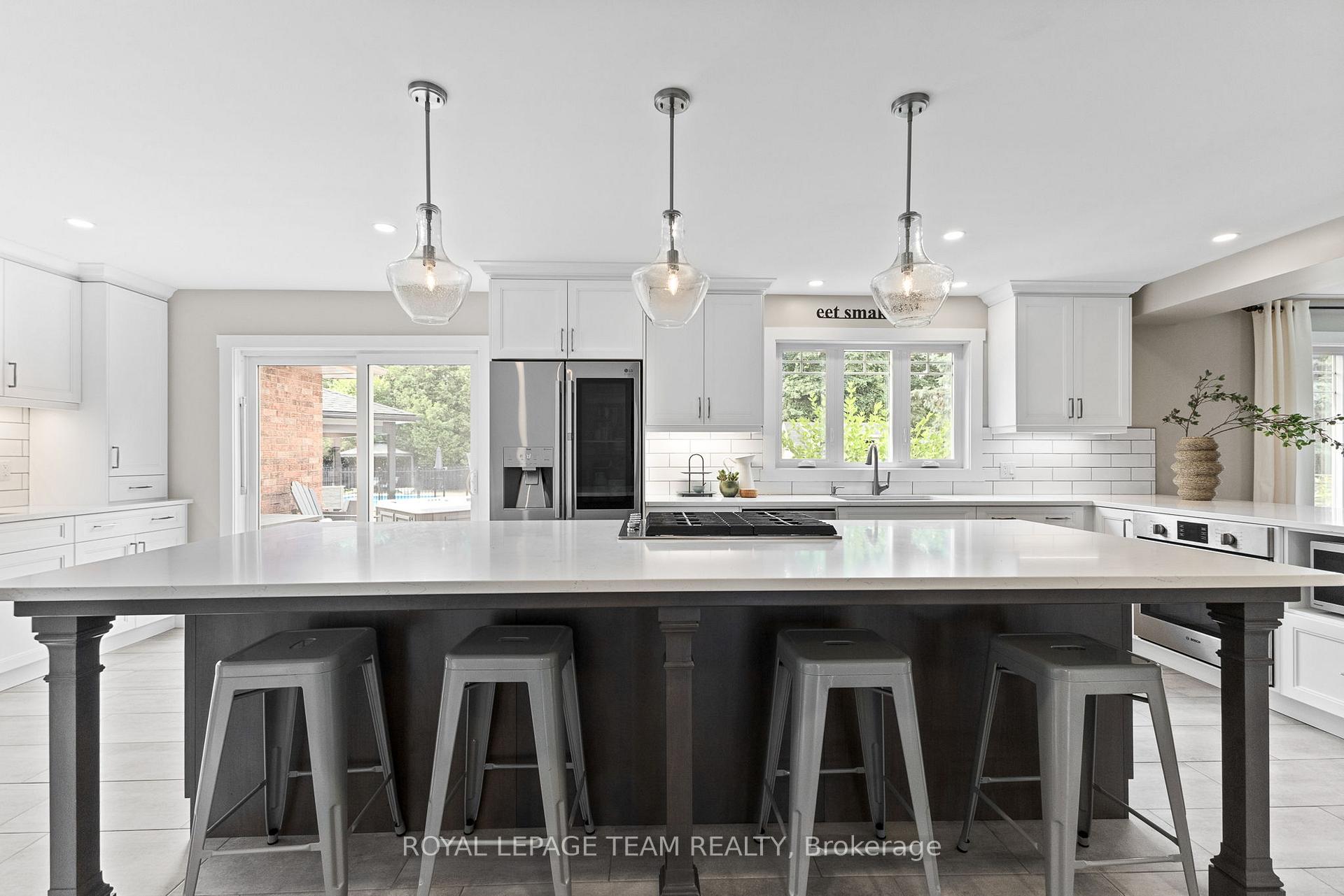 Photo 6 of 1108 Lena Avenue, Ottawa, Manotick Long Island & Nicholls Island — HOMEH