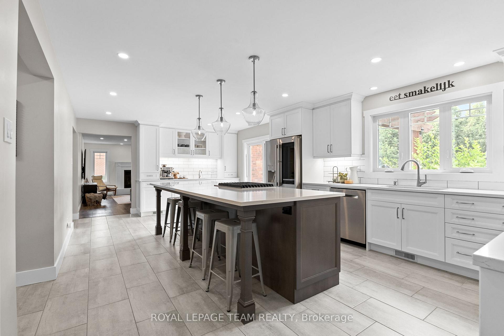 Photo 7 of 1108 Lena Avenue, Ottawa, Manotick Long Island & Nicholls Island — HOMEH