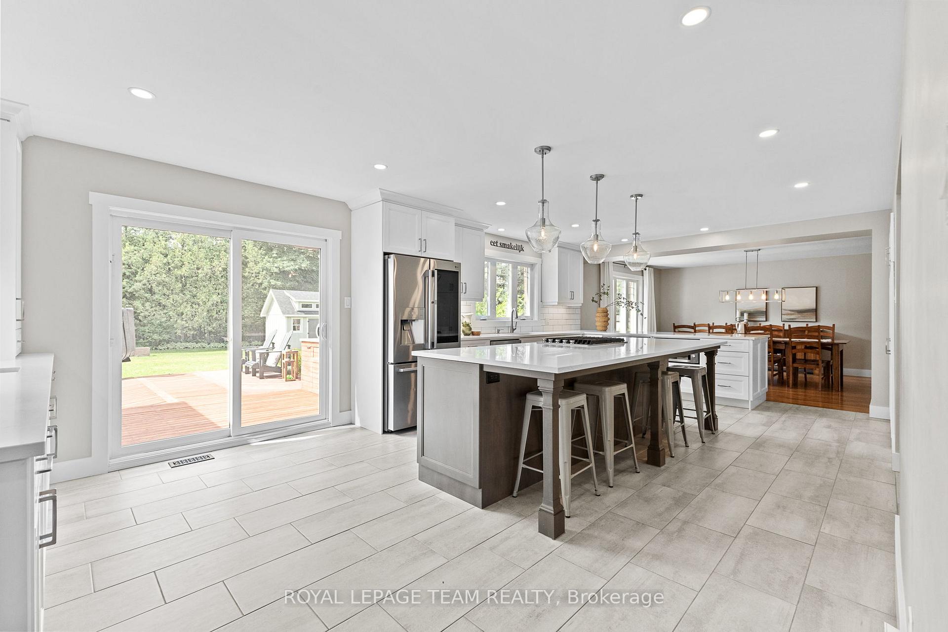Photo 12 of 1108 Lena Avenue, Ottawa, Manotick Long Island & Nicholls Island — HOMEH