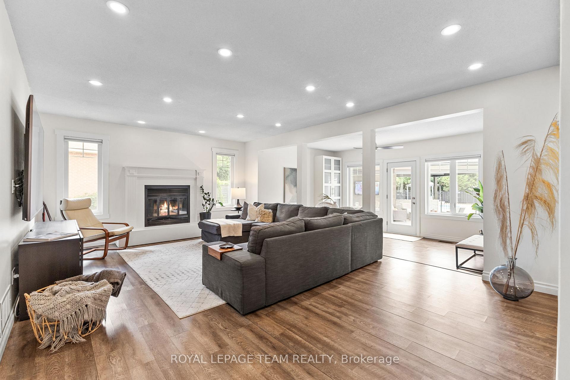 Photo 16 of 1108 Lena Avenue, Ottawa, Manotick Long Island & Nicholls Island — HOMEH