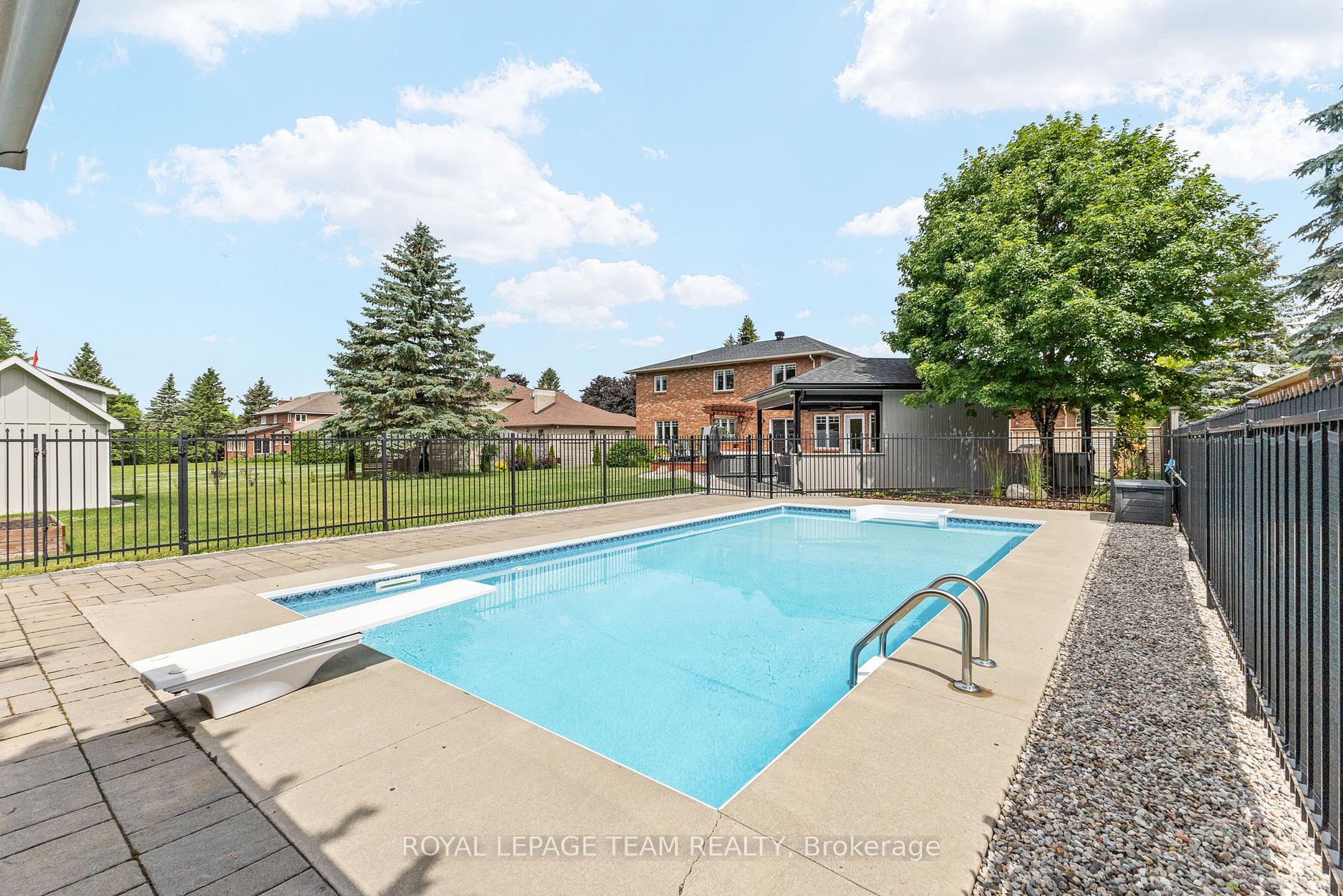 Photo 48 of 1108 Lena Avenue, Ottawa, Manotick Long Island & Nicholls Island — HOMEH