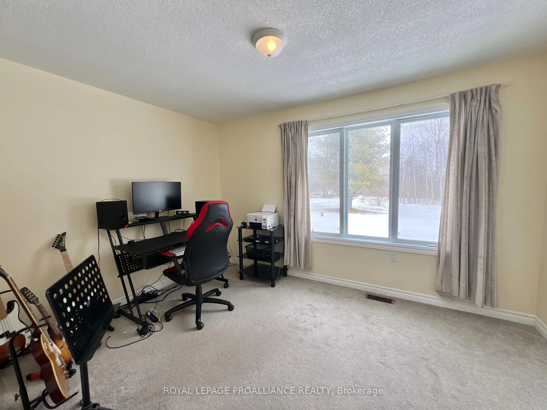 Photo 15 of 1297 Barry Road, Madoc — HOMEH