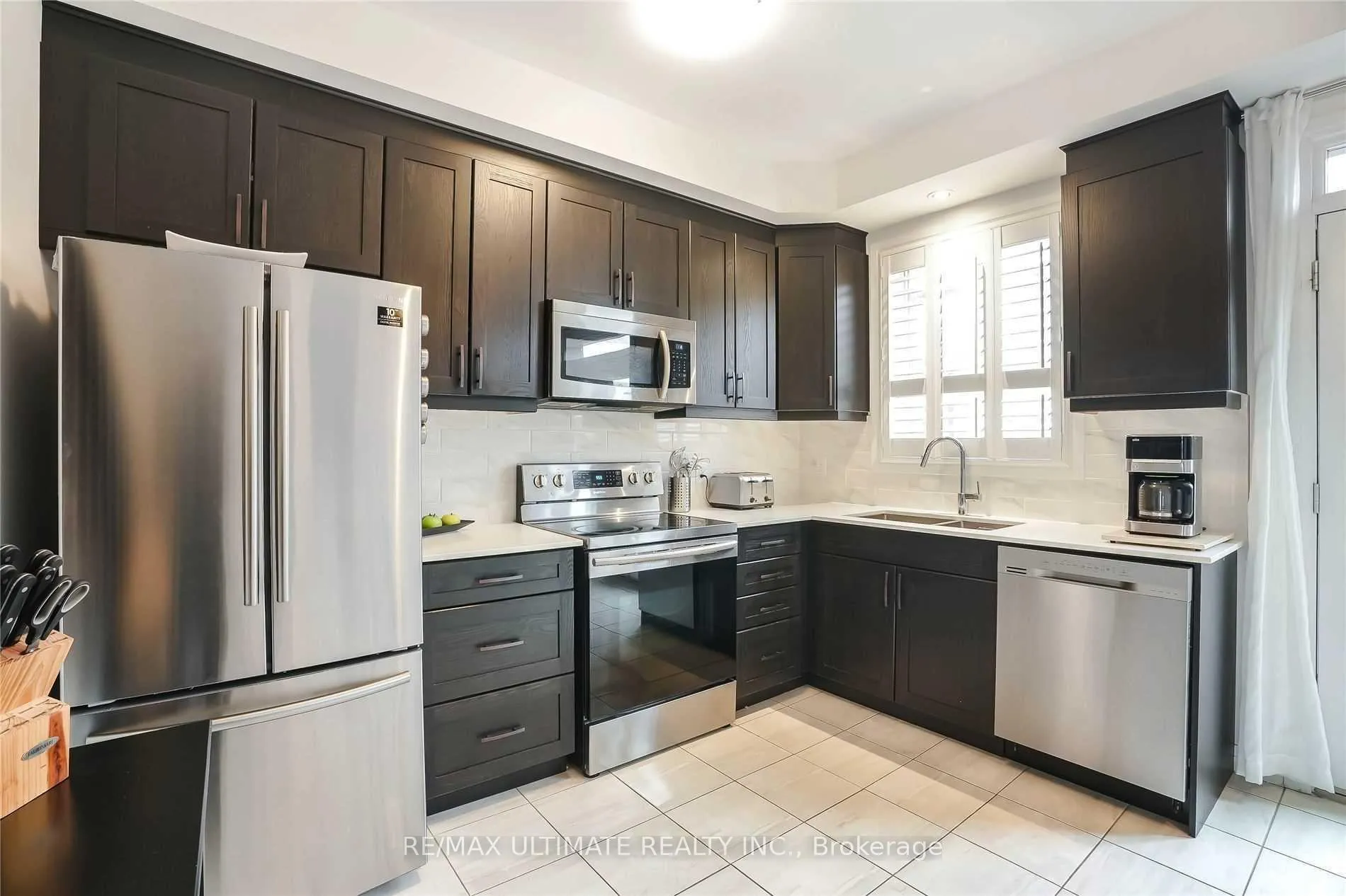 Photo 5 of Unit 290, 30 Times Square Boulevard, Hamilton, Stoney Creek — HOMEH