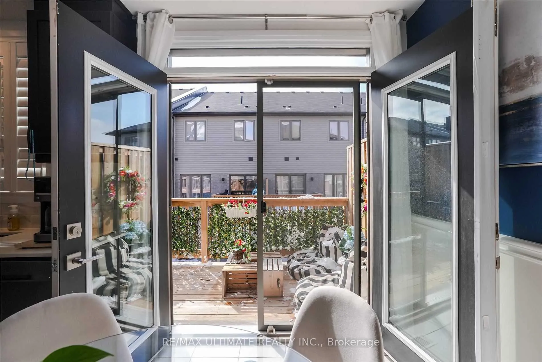 Photo 9 of Unit 290, 30 Times Square Boulevard, Hamilton, Stoney Creek — HOMEH