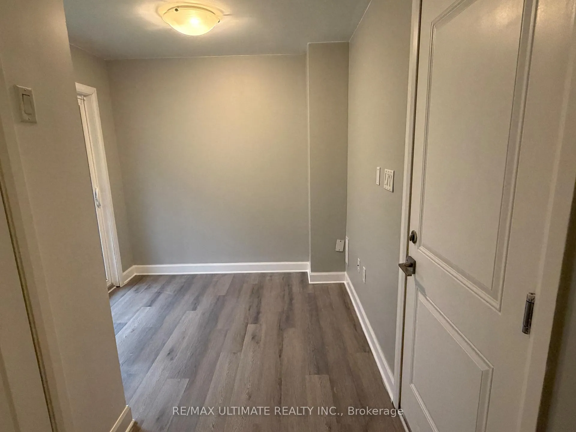 Photo 26 of Unit 290, 30 Times Square Boulevard, Hamilton, Stoney Creek — HOMEH