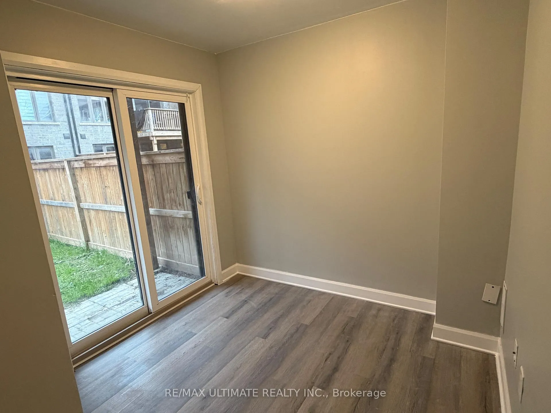 Photo 27 of Unit 290, 30 Times Square Boulevard, Hamilton, Stoney Creek — HOMEH