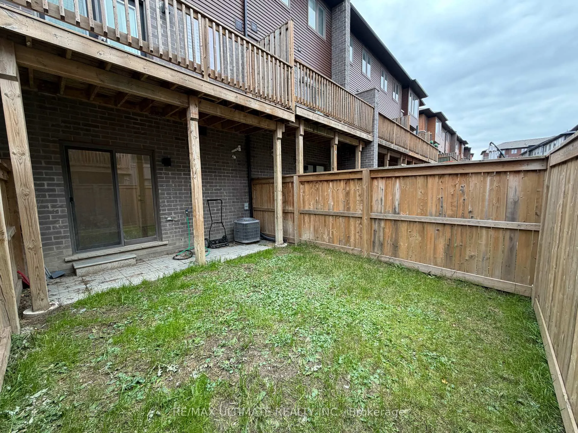 Photo 31 of Unit 290, 30 Times Square Boulevard, Hamilton, Stoney Creek — HOMEH