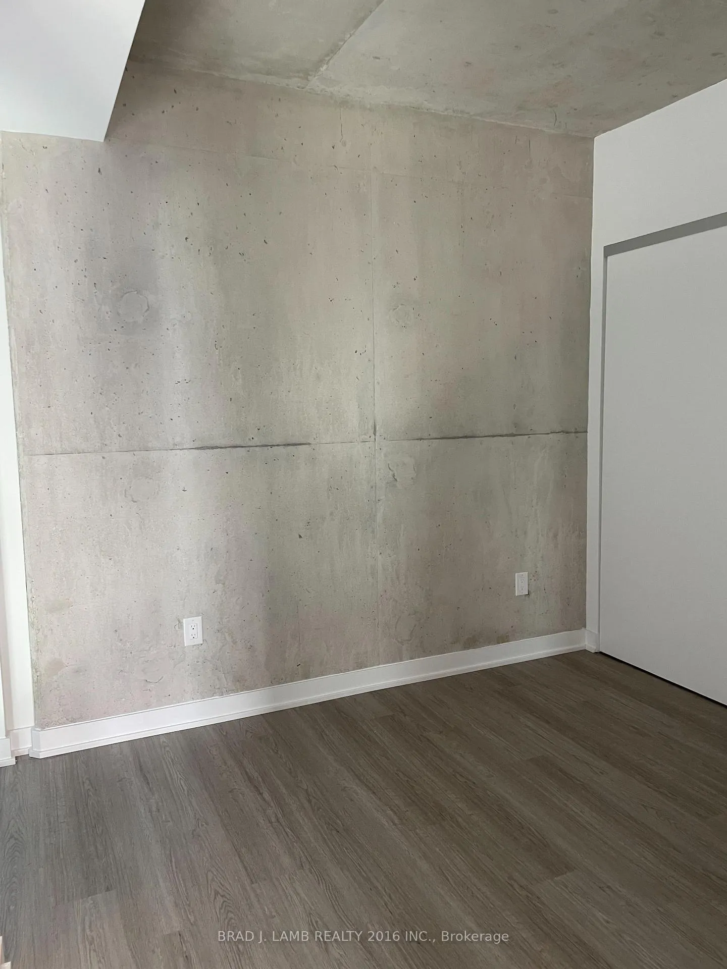Photo 3 of Unit 1604, 284 King Street E, Toronto, Moss Park — HOMEH