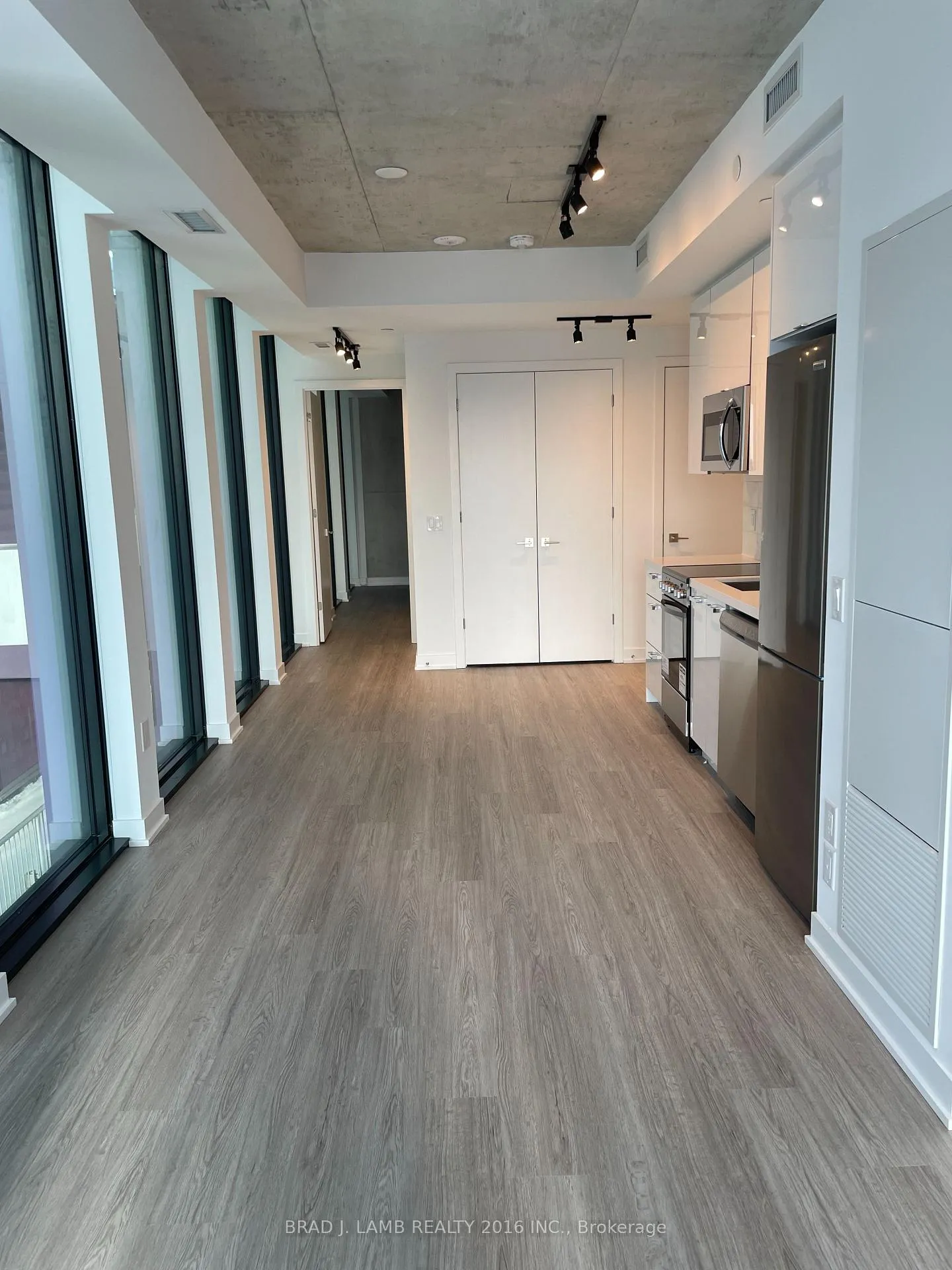 Photo 4 of Unit 1604, 284 King Street E, Toronto, Moss Park — HOMEH