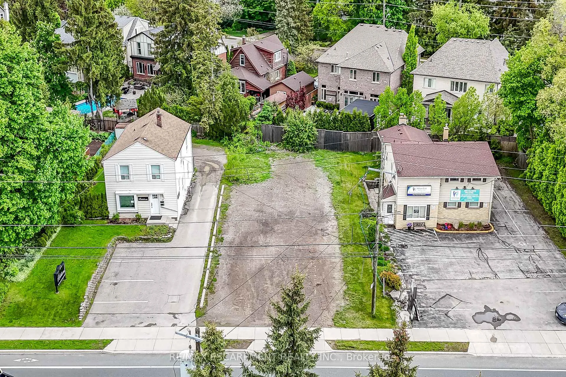 Photo 1 of 51 Wilson Street E, Hamilton, Ancaster — HOMEH