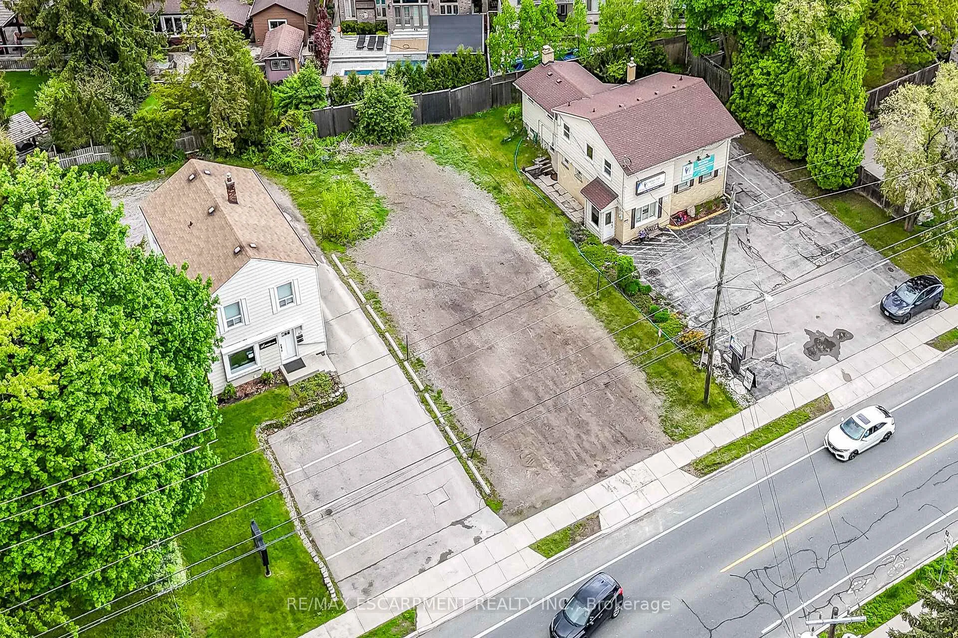 Photo 17 of 51 Wilson Street E, Hamilton, Ancaster — HOMEH