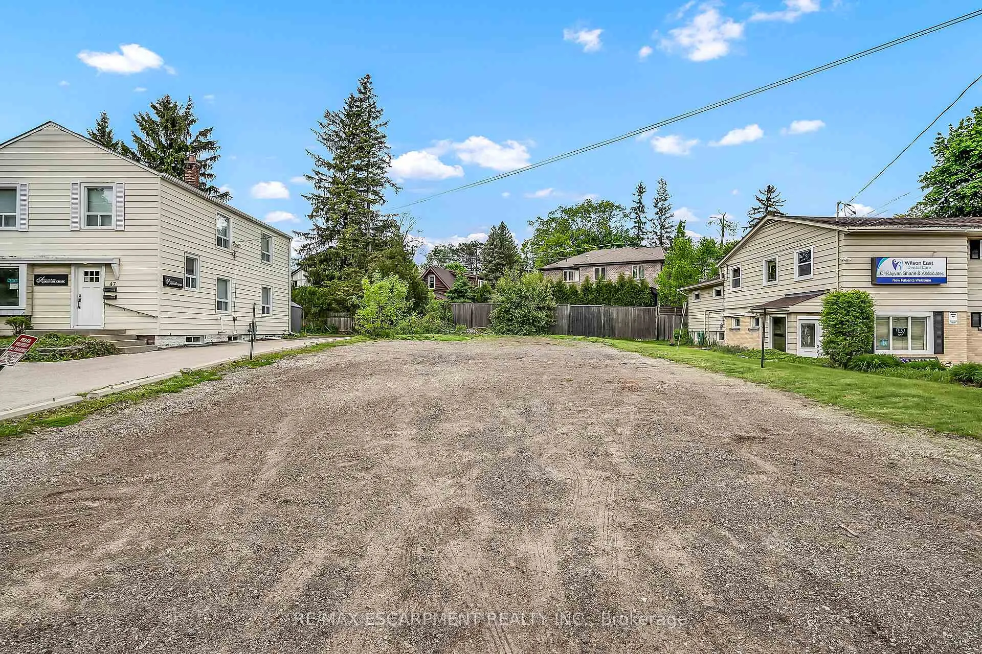 Photo 22 of 51 Wilson Street E, Hamilton, Ancaster — HOMEH