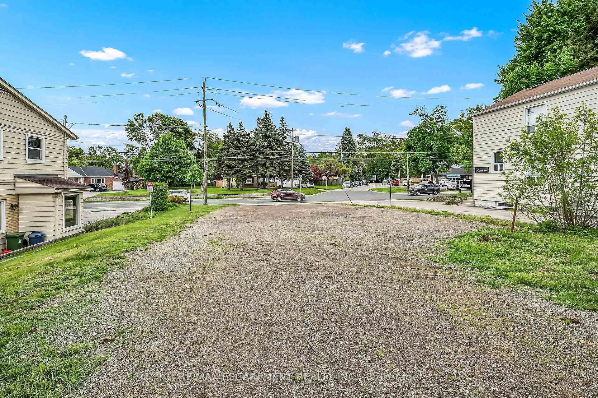 Photo 26 of 51 Wilson Street E, Hamilton, Ancaster — HOMEH