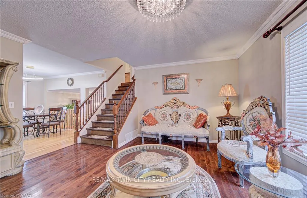 Photo 15 of 161 Farley Drive, Guelph, Pineridge/Westminster Woods — HOMEH