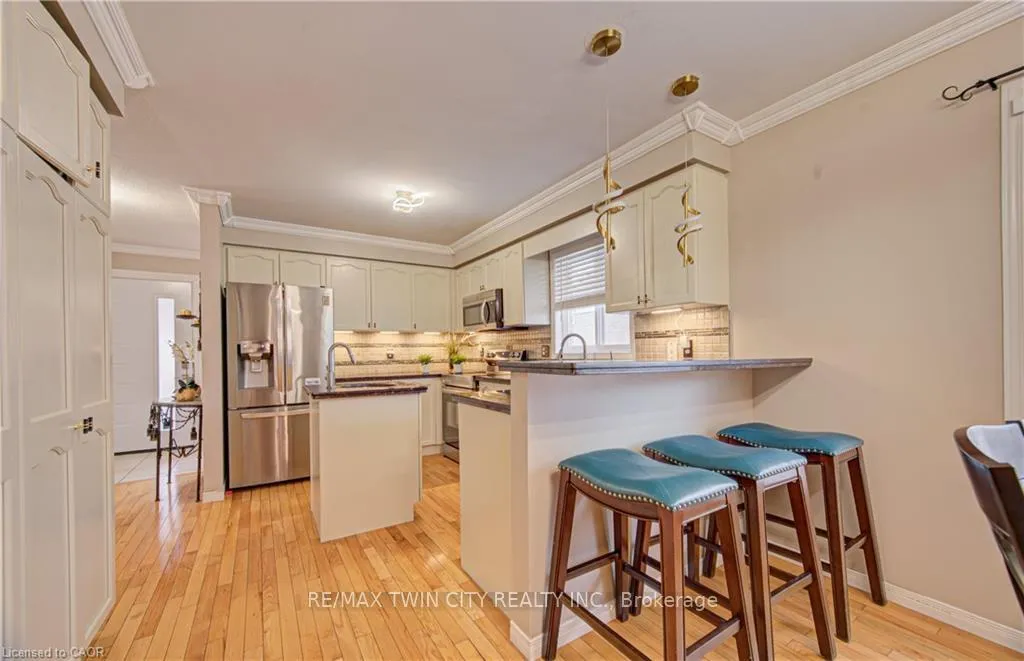 Photo 21 of 161 Farley Drive, Guelph, Pineridge/Westminster Woods — HOMEH
