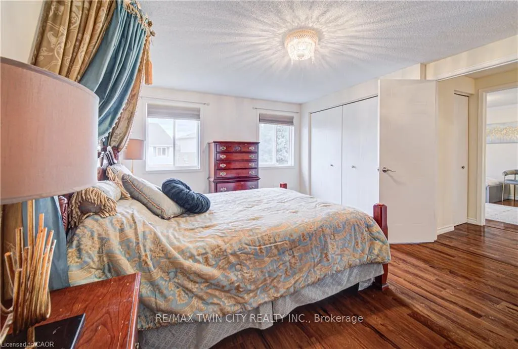 Photo 30 of 161 Farley Drive, Guelph, Pineridge/Westminster Woods — HOMEH