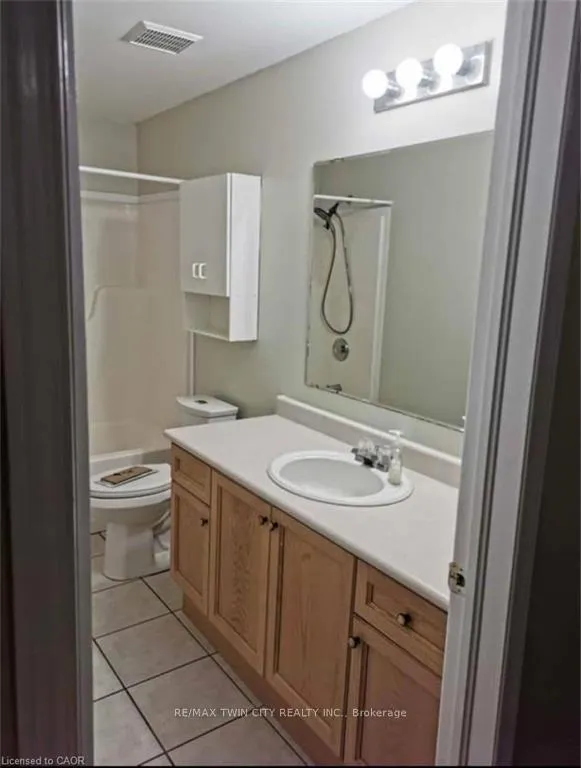 Photo 37 of 161 Farley Drive, Guelph, Pineridge/Westminster Woods — HOMEH