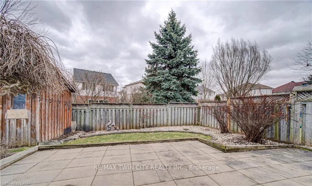 Photo 43 of 161 Farley Drive, Guelph, Pineridge/Westminster Woods — HOMEH