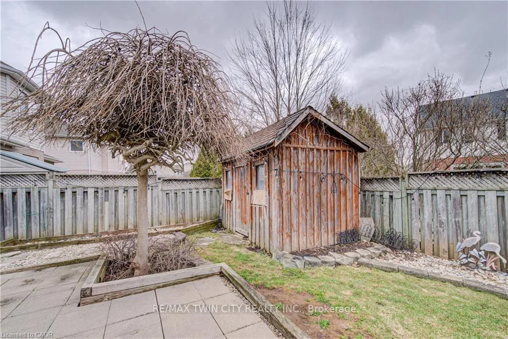 Photo 46 of 161 Farley Drive, Guelph, Pineridge/Westminster Woods — HOMEH