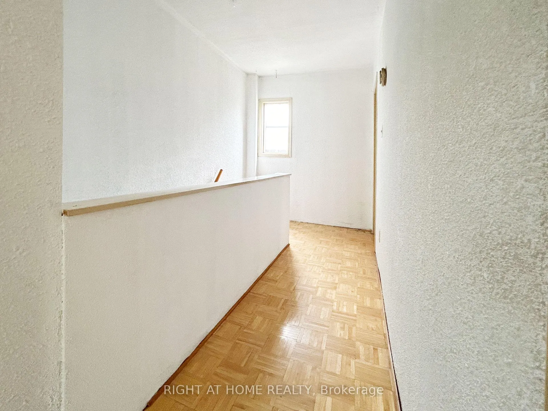 Photo 9 of 1313 Gerrard Street, Toronto, Greenwood-Coxwell — HOMEH