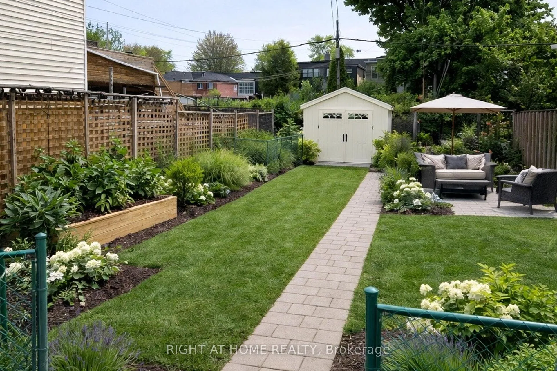 Photo 16 of 1313 Gerrard Street, Toronto, Greenwood-Coxwell — HOMEH