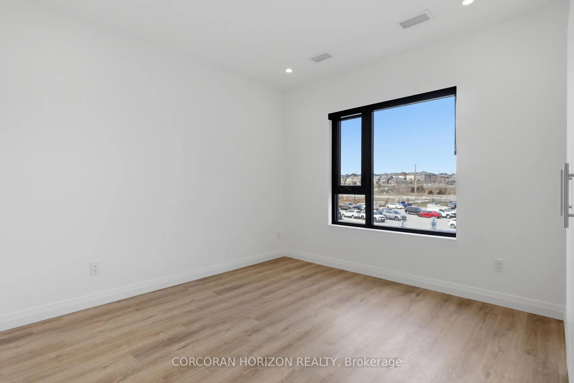 Photo 21 of Unit 204, 525 New Dundee Road, Kitchener — HOMEH
