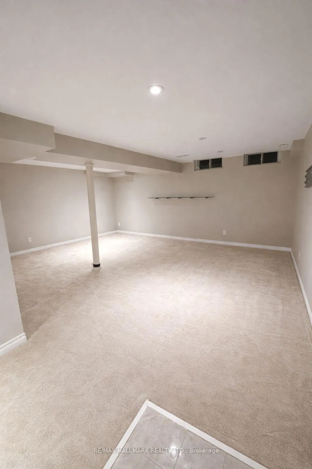 Photo 13 of 27 Waterbridge Street, Hamilton, Stoney Creek Mountain — HOMEH
