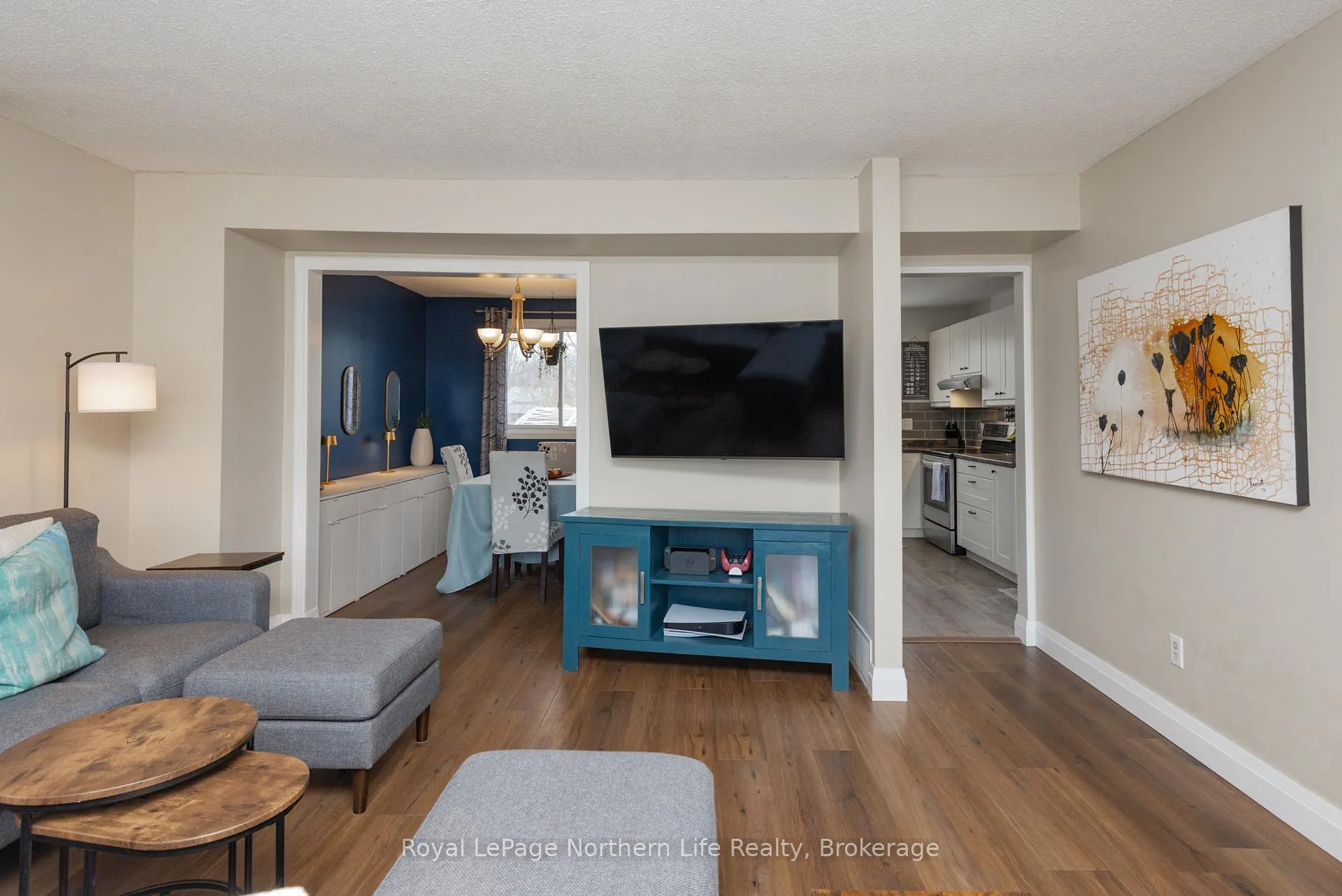 Photo 17 of 201 Marshall Park Drive, North Bay, Ferris — HOMEH