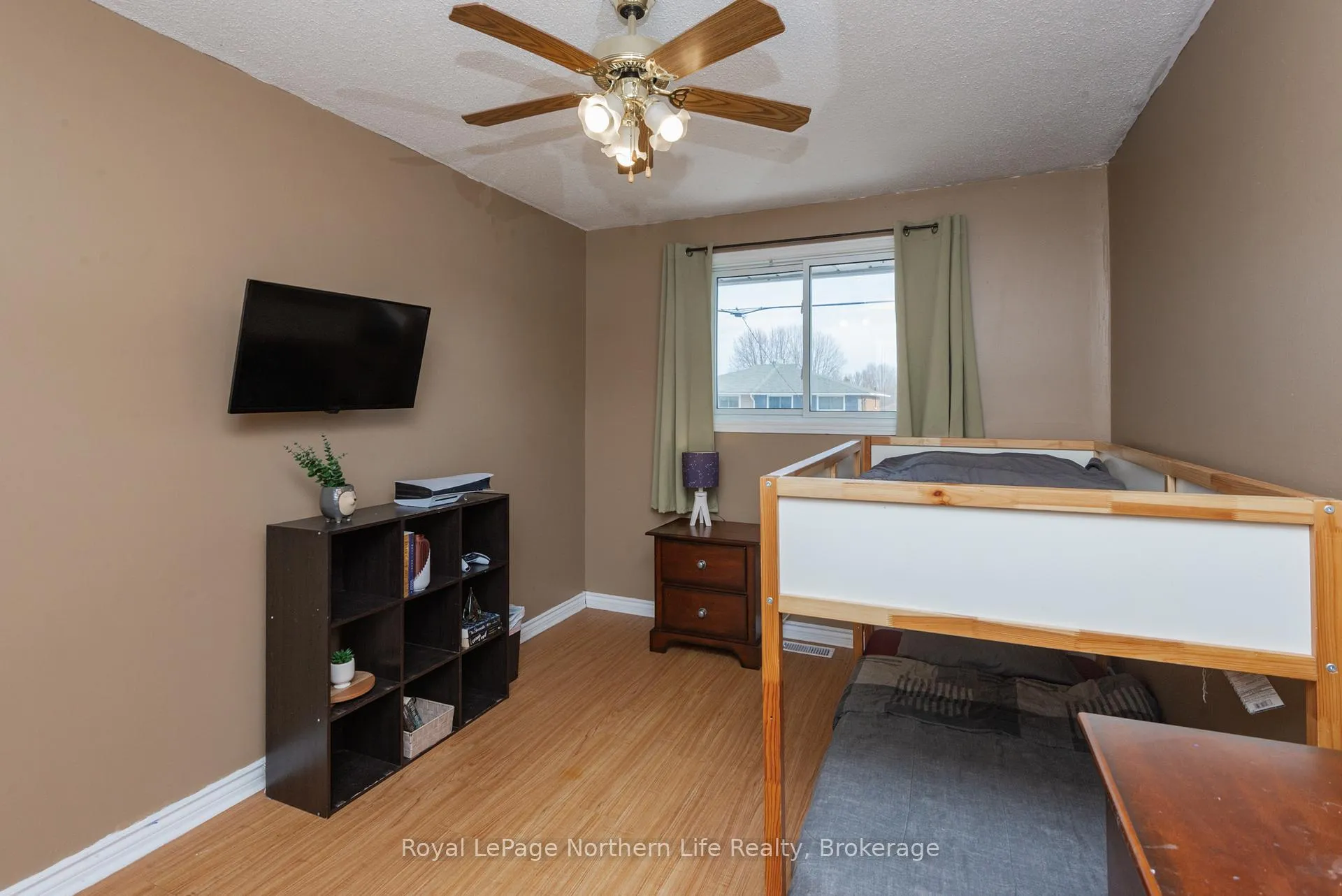 Photo 38 of 201 Marshall Park Drive, North Bay, Ferris — HOMEH