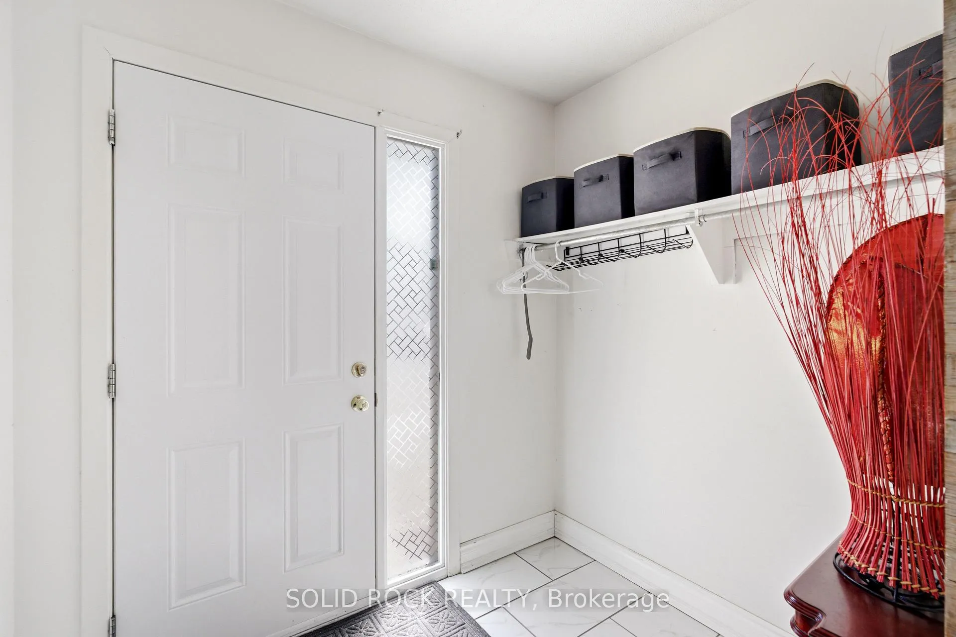 Photo 3 of Unit 23, 51 Angela Private, Ottawa, Heron Gate/Industrial Park — HOMEH