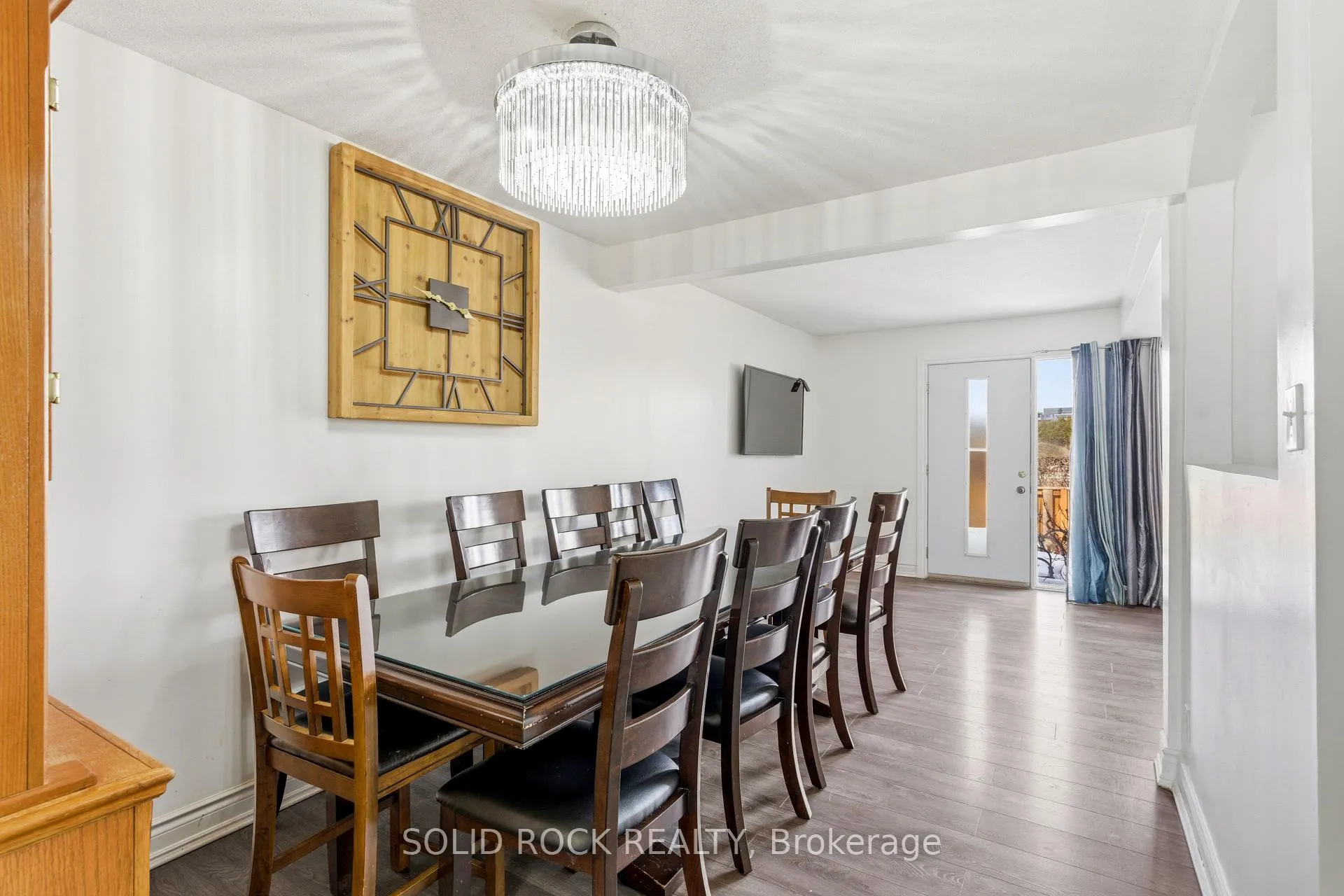 Photo 6 of Unit 23, 51 Angela Private, Ottawa, Heron Gate/Industrial Park — HOMEH