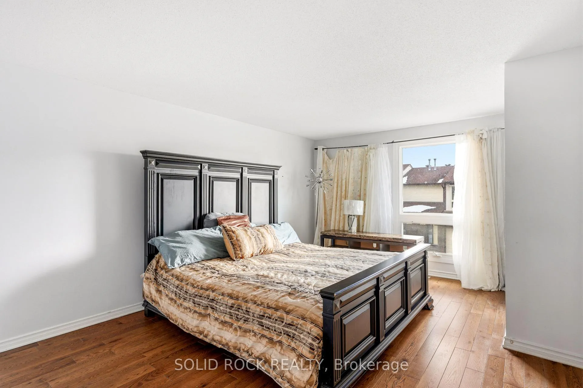 Photo 18 of Unit 23, 51 Angela Private, Ottawa, Heron Gate/Industrial Park — HOMEH