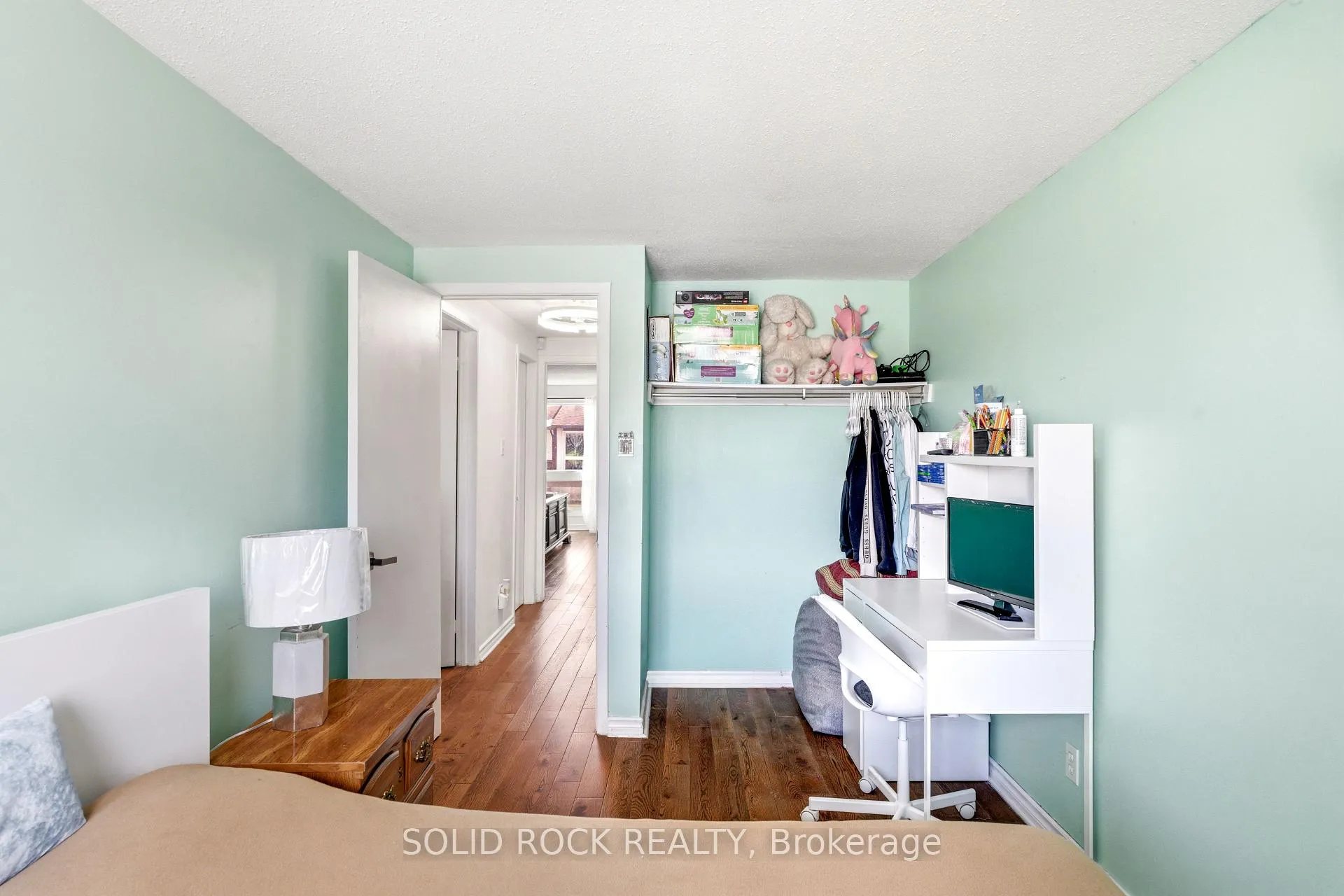 Photo 21 of Unit 23, 51 Angela Private, Ottawa, Heron Gate/Industrial Park — HOMEH