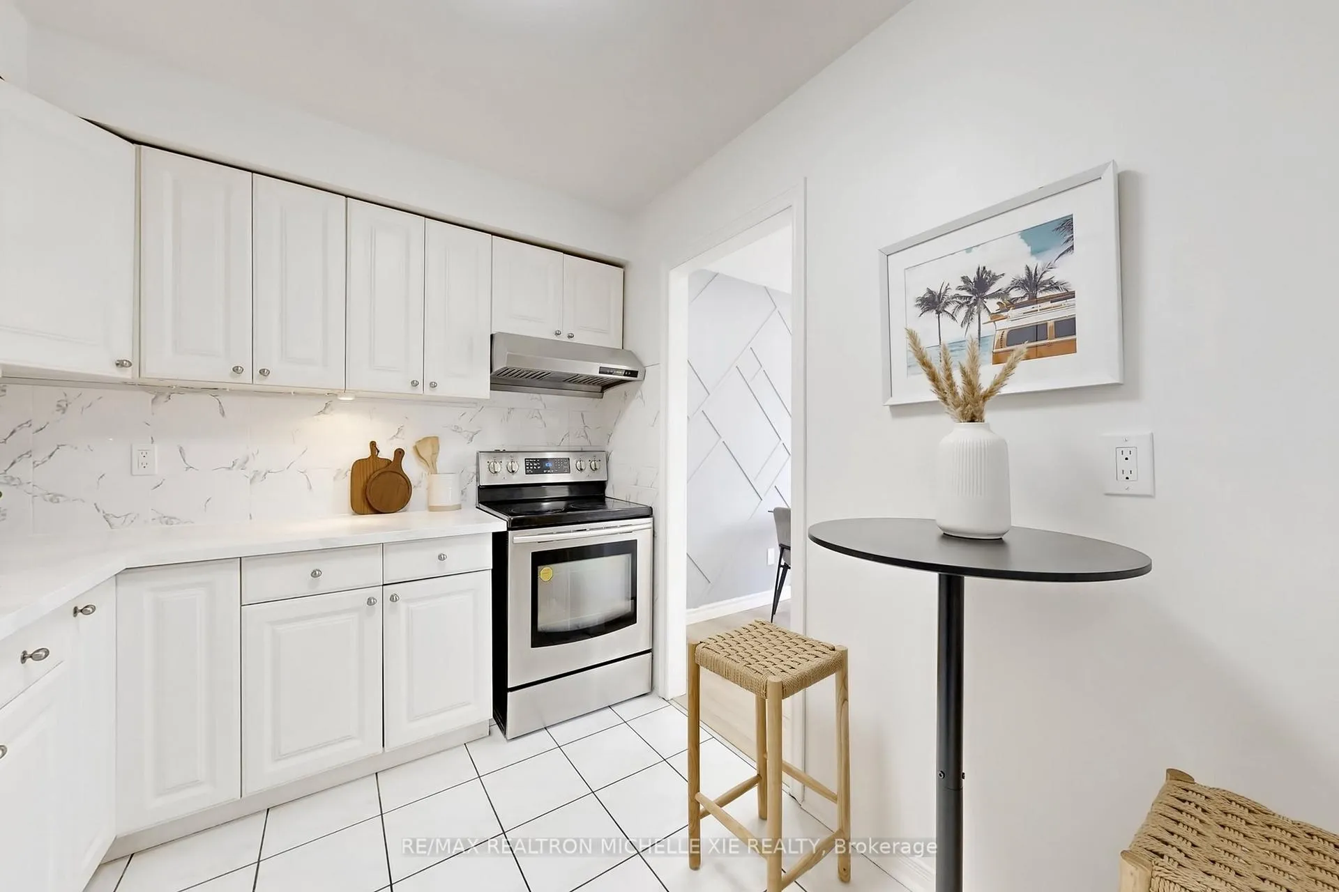 Photo 9 of 79 Galbraith Crescent, Markham, Milliken Mills East — HOMEH