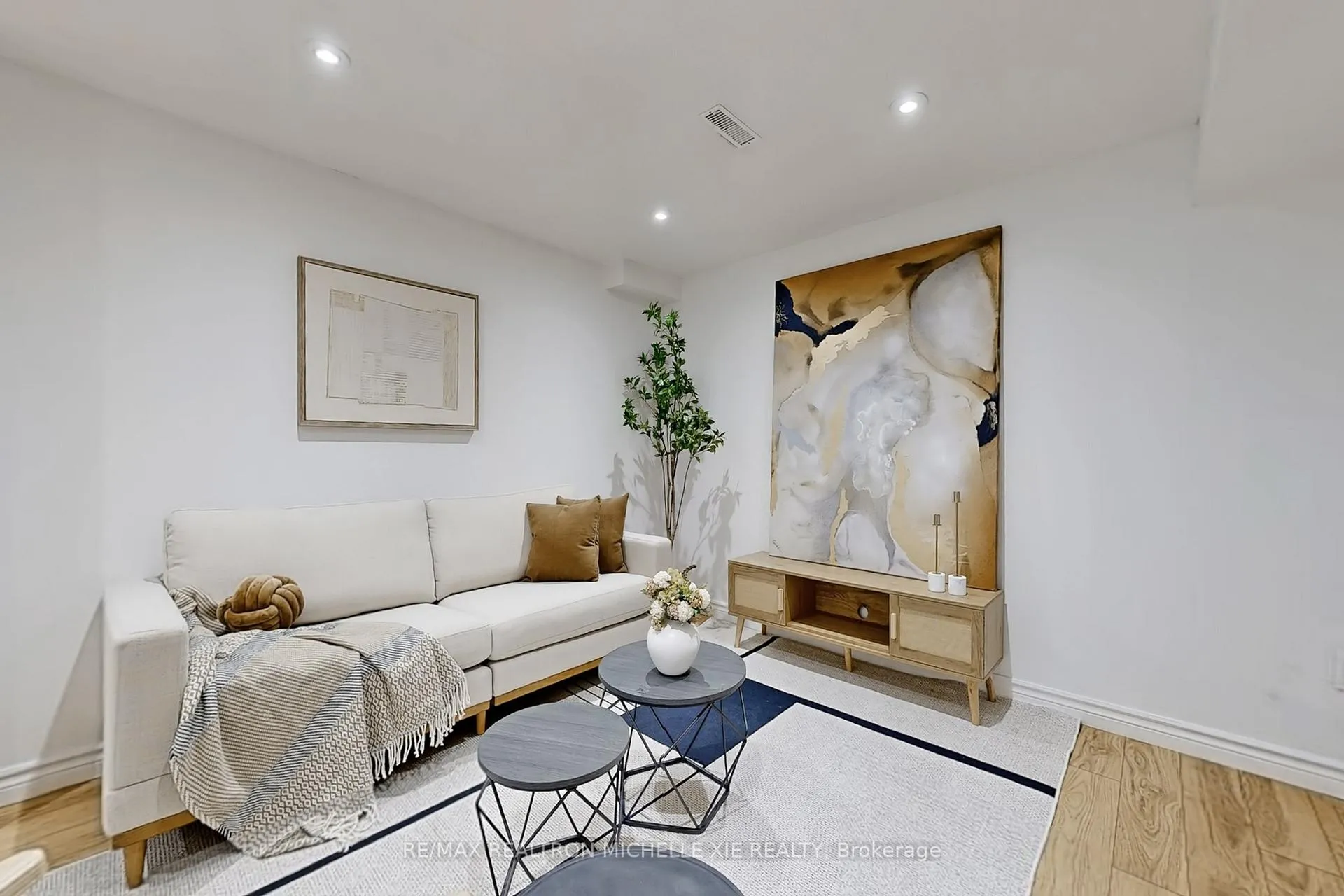 Photo 21 of 79 Galbraith Crescent, Markham, Milliken Mills East — HOMEH