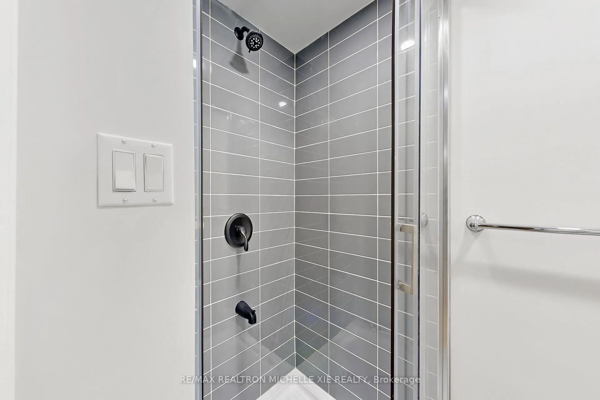 Photo 26 of 79 Galbraith Crescent, Markham, Milliken Mills East — HOMEH