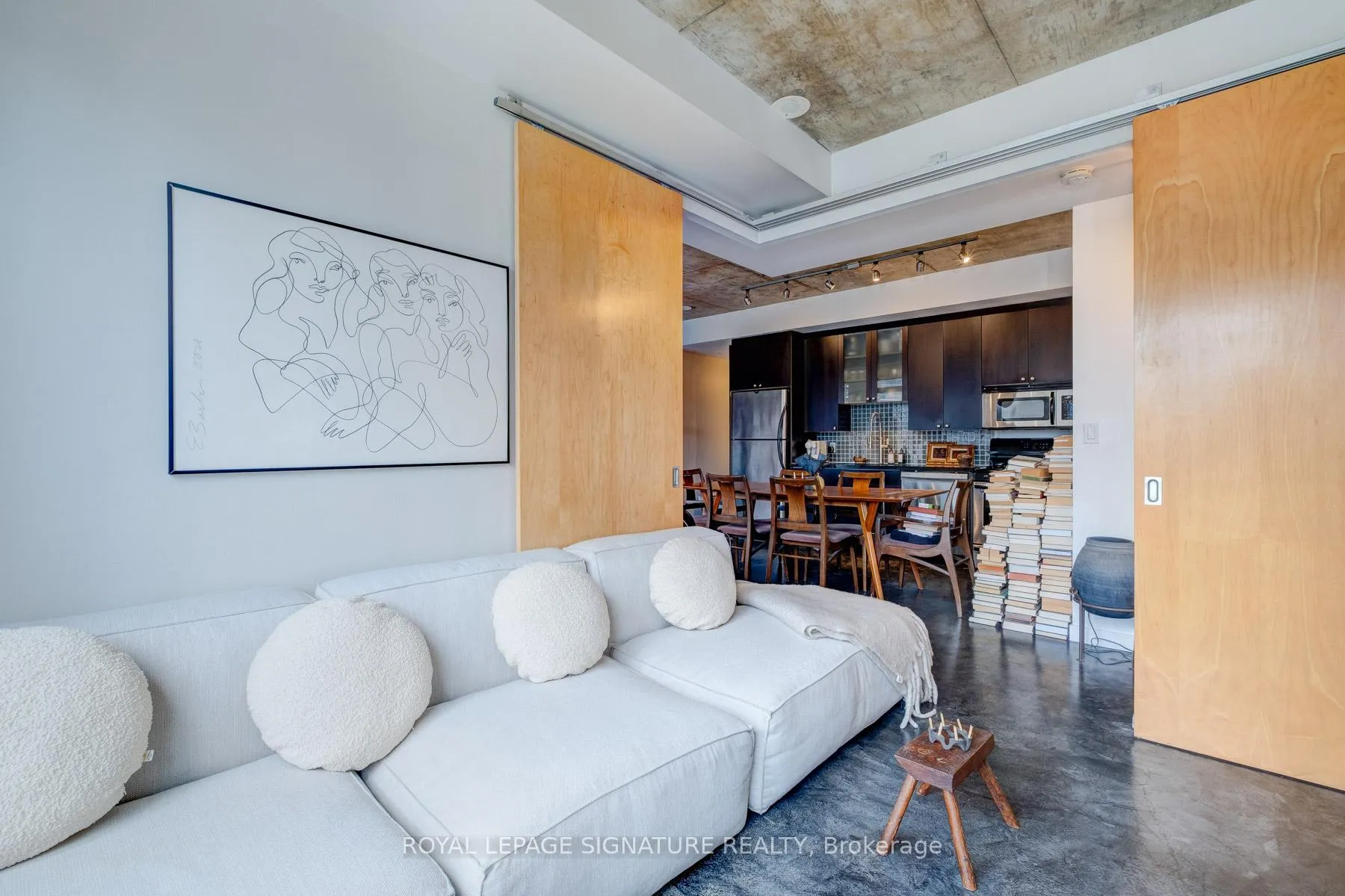 Photo 10 of Unit 510, 1 Shaw Street, Toronto, Niagara — HOMEH