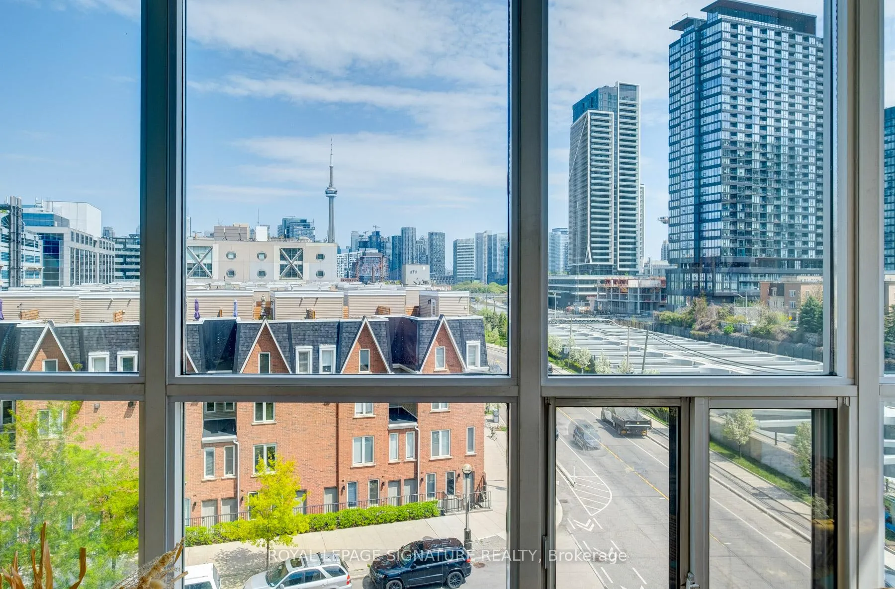 Photo 18 of Unit 510, 1 Shaw Street, Toronto, Niagara — HOMEH
