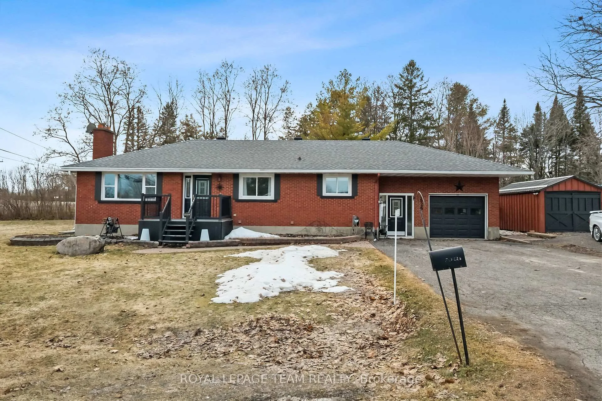 Front of 2626 Brentwood Avenue