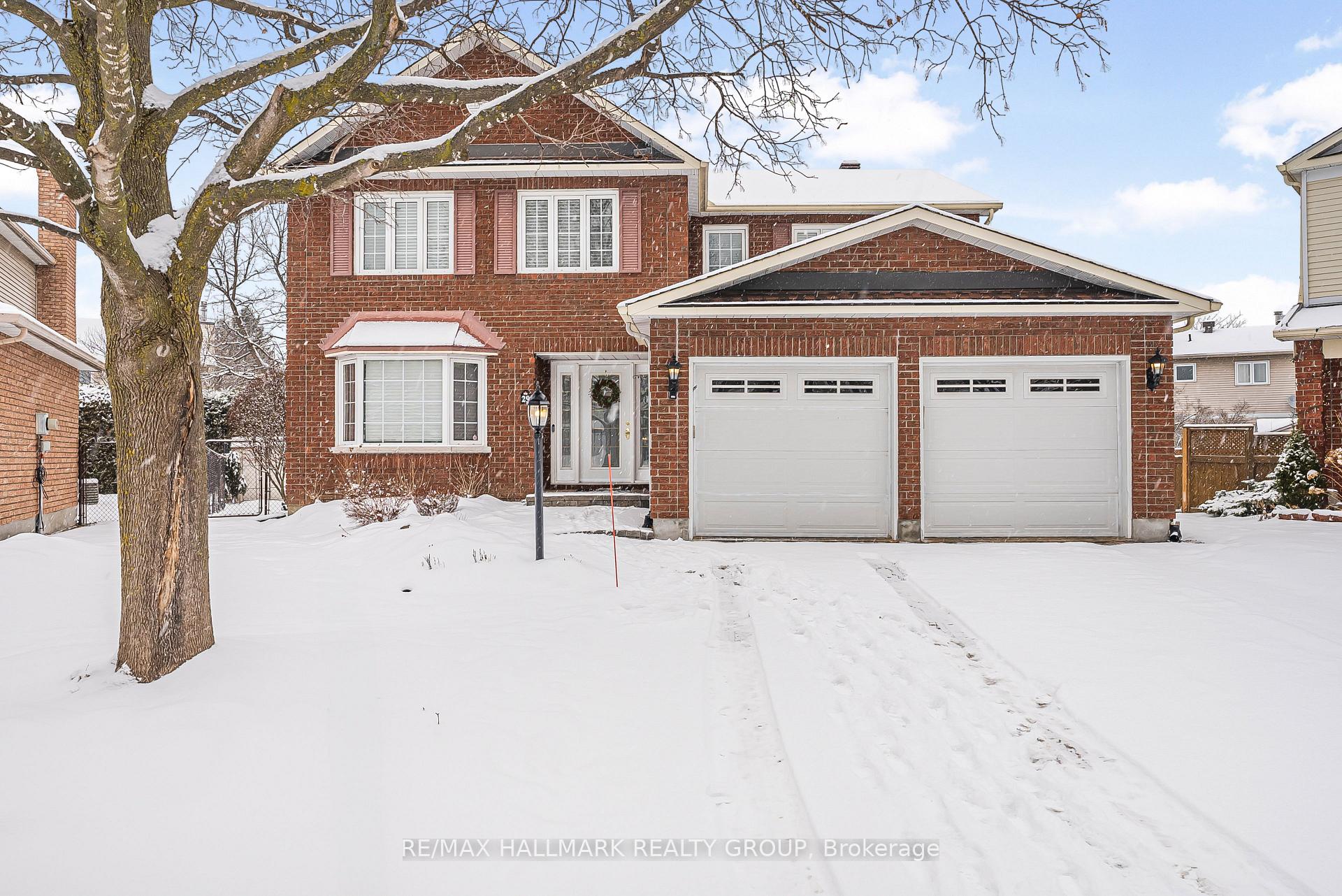 Photo 1 of 29 Keys Way, Ottawa, Hunt Club Park — HOMEH