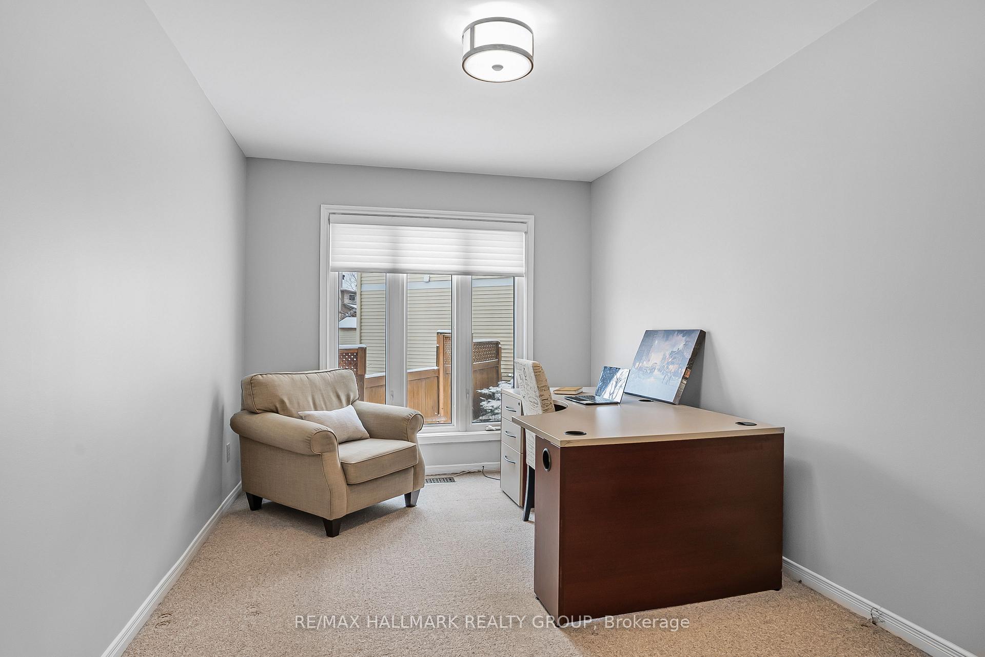 Photo 15 of 29 Keys Way, Ottawa, Hunt Club Park — HOMEH