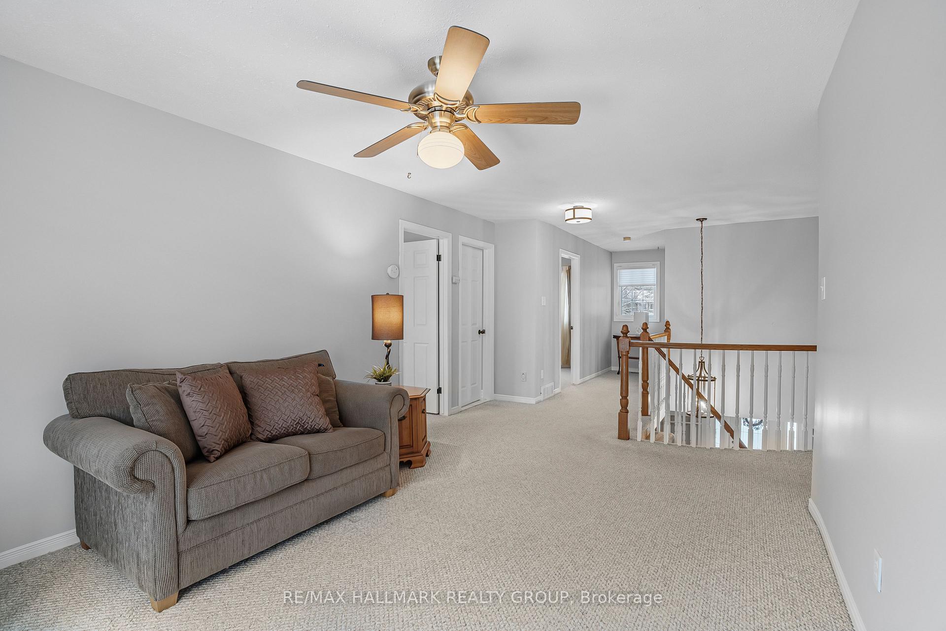 Photo 18 of 29 Keys Way, Ottawa, Hunt Club Park — HOMEH