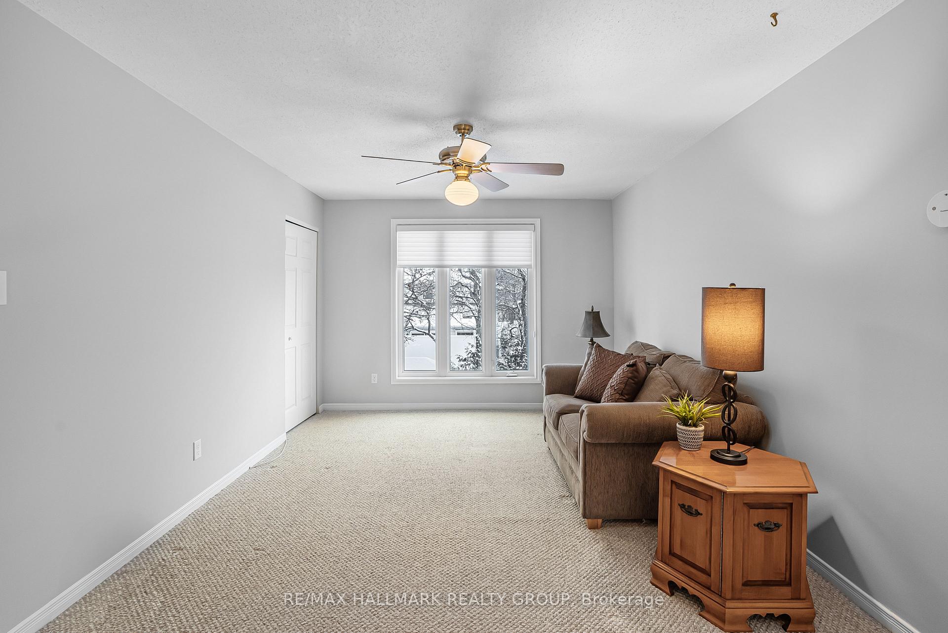 Photo 19 of 29 Keys Way, Ottawa, Hunt Club Park — HOMEH