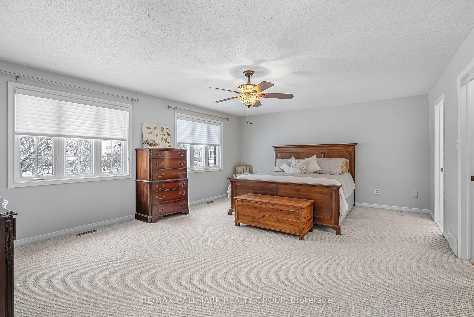 Photo 20 of 29 Keys Way, Ottawa, Hunt Club Park — HOMEH