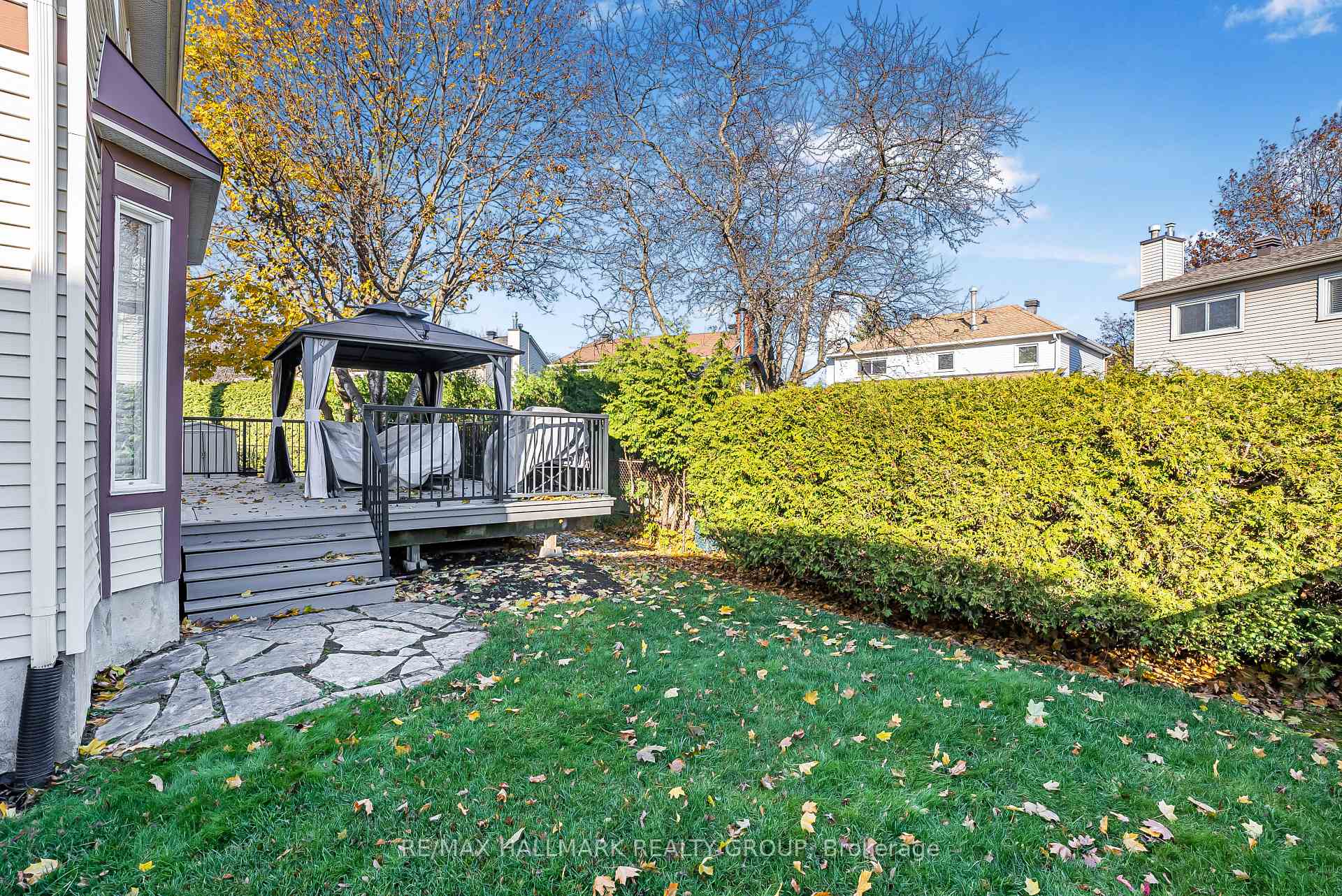 Photo 37 of 29 Keys Way, Ottawa, Hunt Club Park — HOMEH