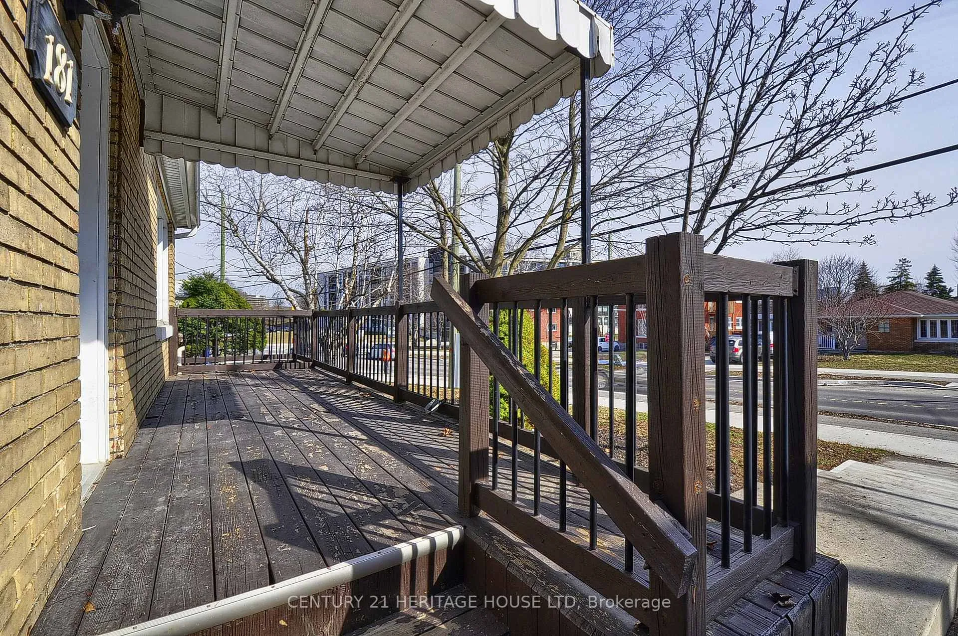 Photo 5 of 181 Highland Road E, Kitchener — HOMEH