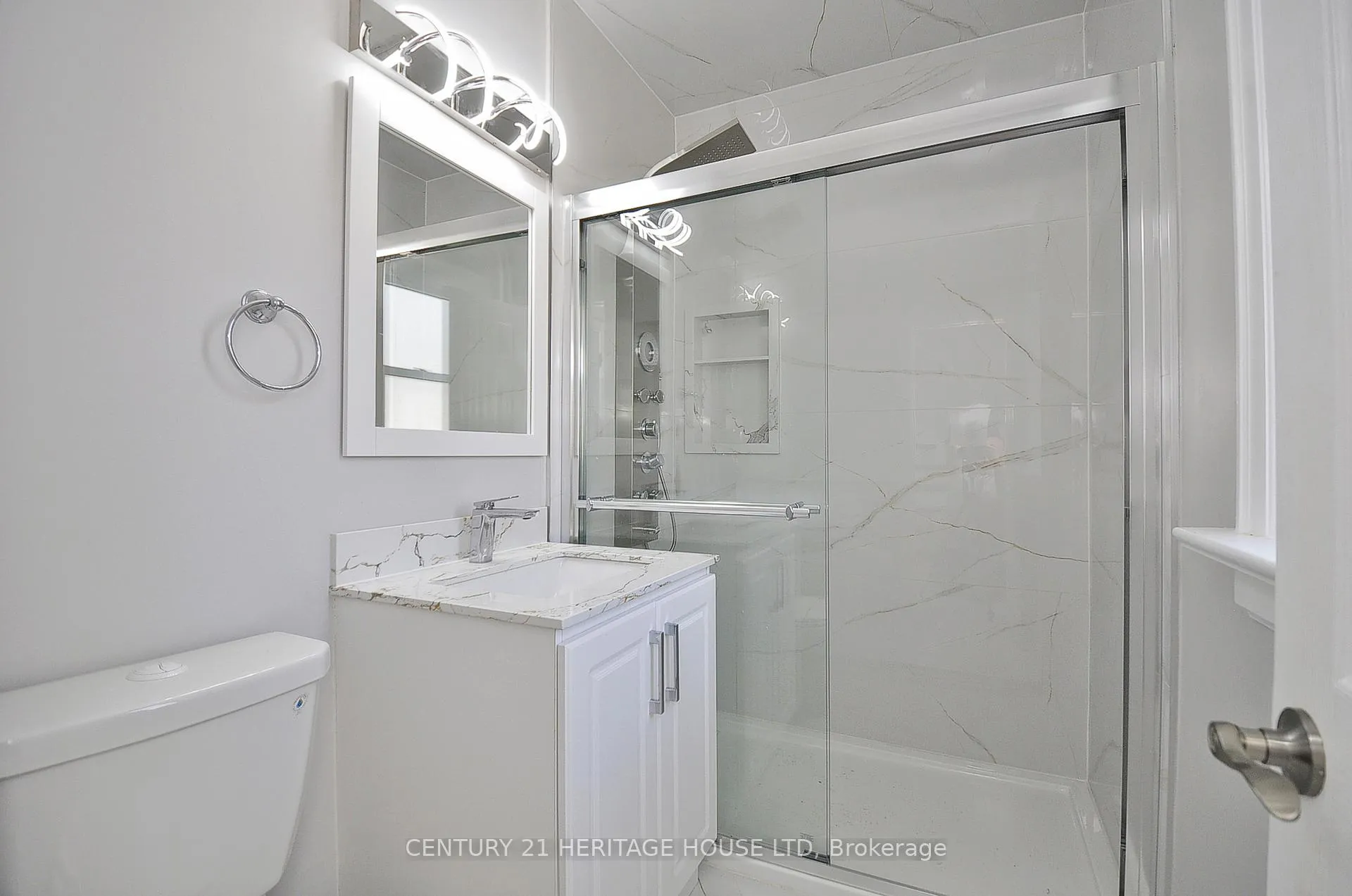 Photo 15 of 181 Highland Road E, Kitchener — HOMEH