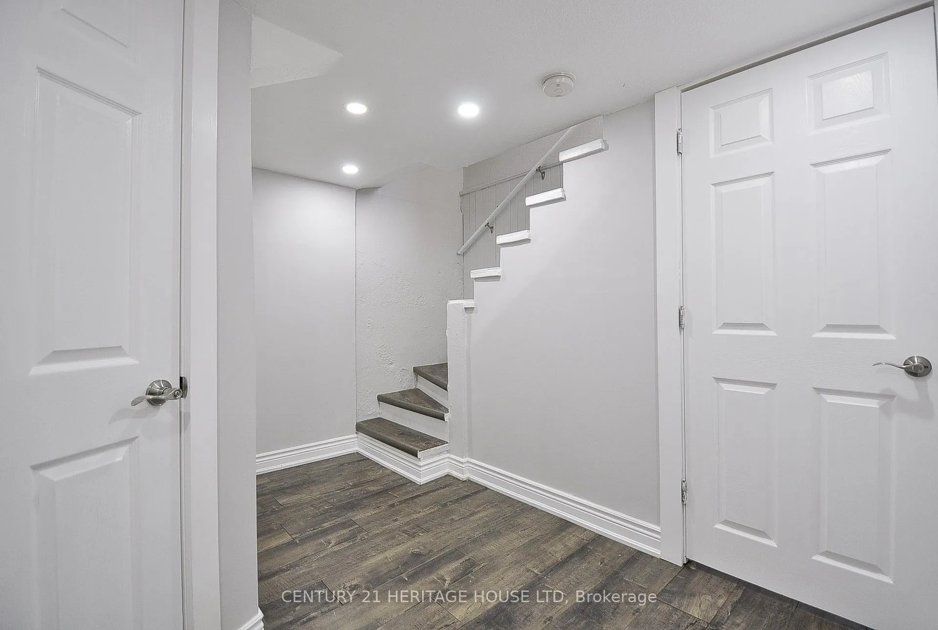 Photo 18 of 181 Highland Road E, Kitchener — HOMEH