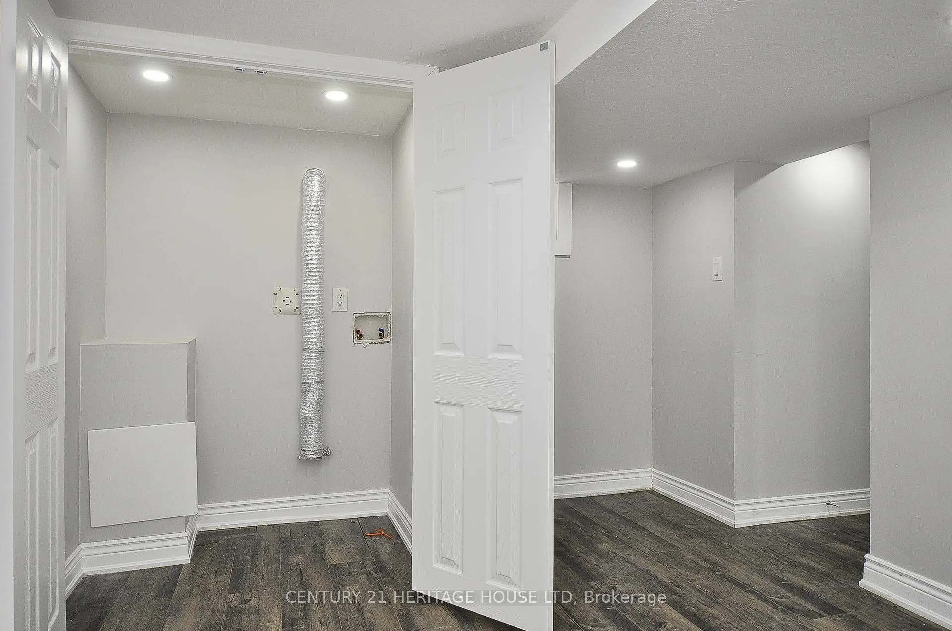 Photo 22 of 181 Highland Road E, Kitchener — HOMEH