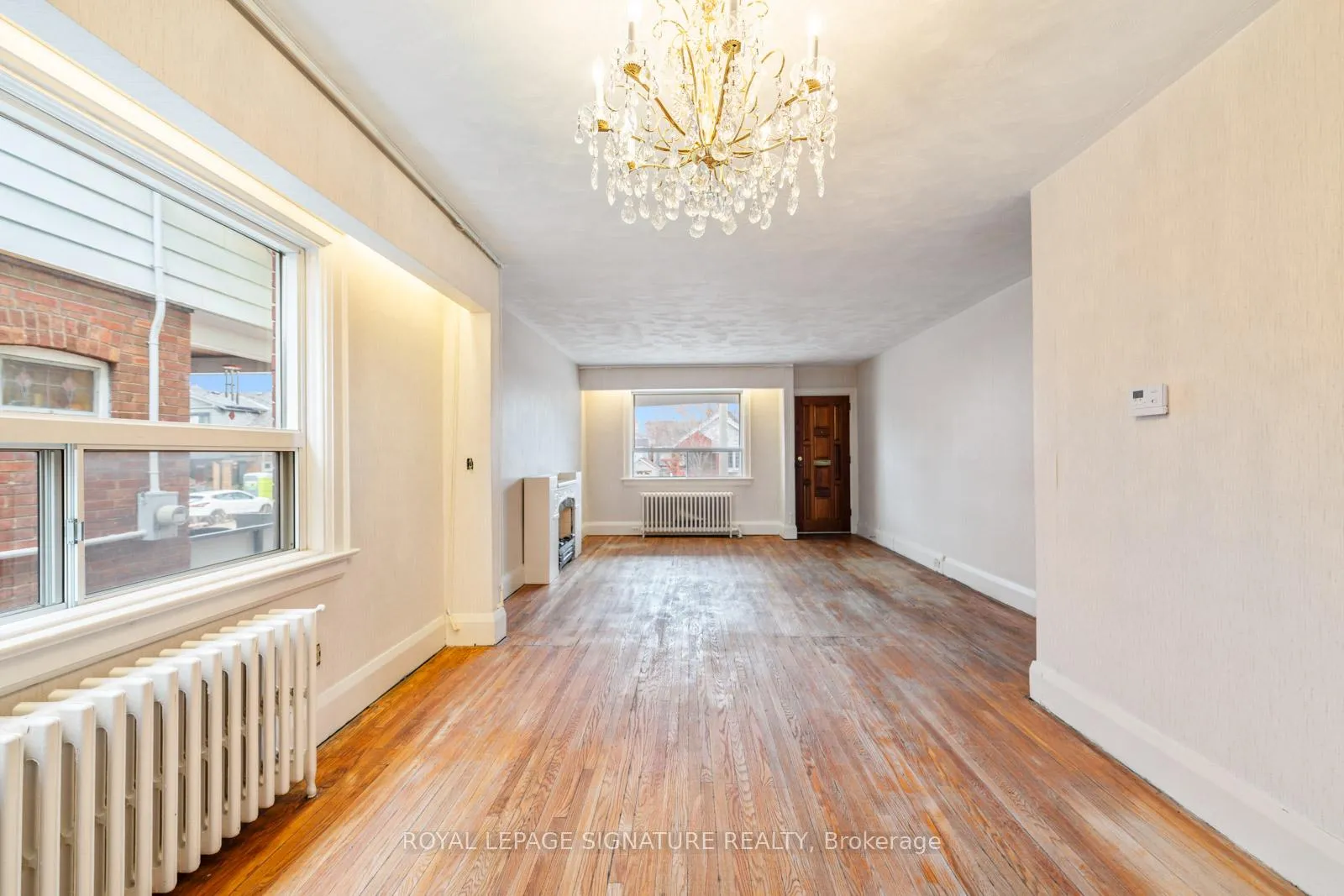 Photo 7 of 15 Marlow Avenue, Toronto, Danforth Village-East York — HOMEH